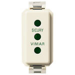8000 SERIES OUTLET: ITALIAN P11, 2P+E, 10A/250V